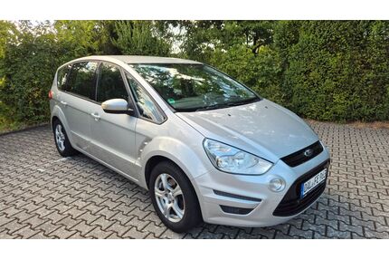 Ford S-Max Gebrauchtwagen