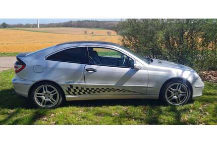 Mercedes-Benz 220 Gebrauchtwagen