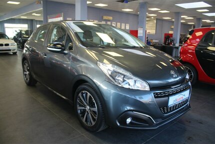 Peugeot 208 PureTech 82 Style - Panorama - Gebrauchtwagen