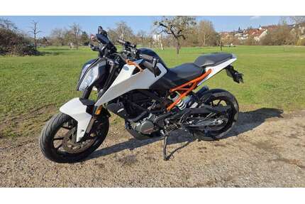 KTM 125 Duke Gebrauchtwagen