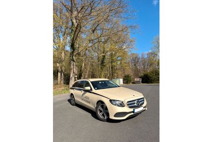 Mercedes-Benz E 220 Gebrauchtwagen