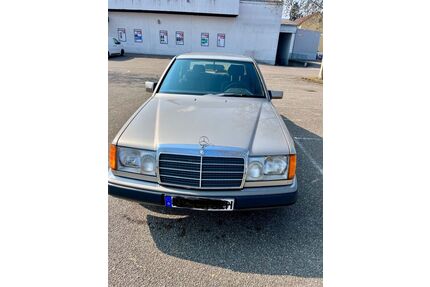 Mercedes-Benz 230 Gebrauchtwagen