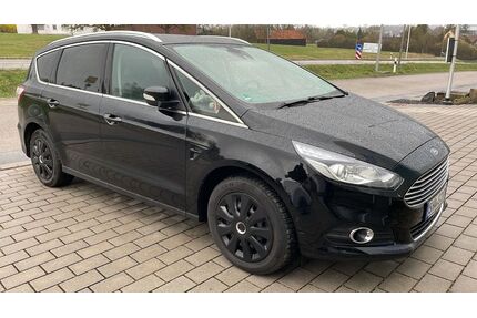 Ford S-Max Gebrauchtwagen