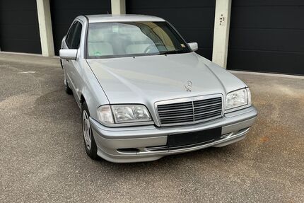 Mercedes-Benz 200 Gebrauchtwagen