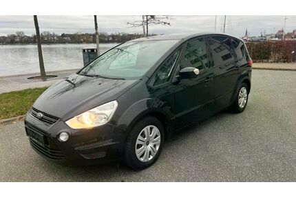 Ford S-Max Gebrauchtwagen