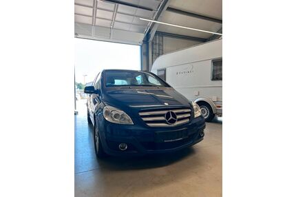 Mercedes-Benz B 180 Gebrauchtwagen