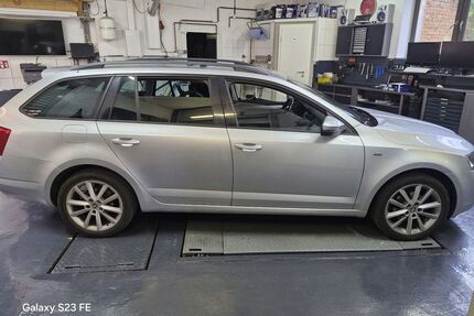 Mercedes-Benz Octavia 