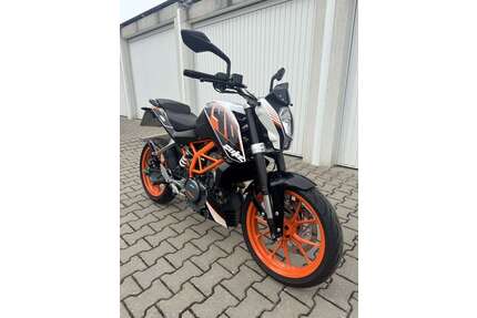 KTM 390 Duke Gebrauchtwagen
