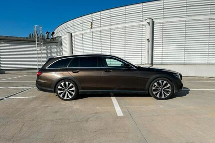 Mercedes-Benz E 220 Gebrauchtwagen