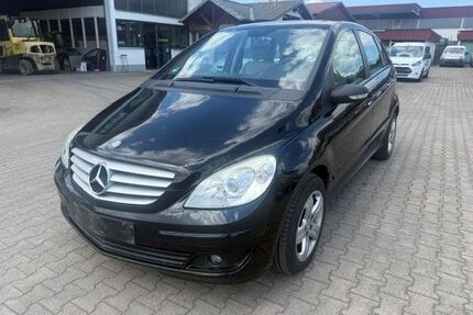 Mercedes-Benz B 180 Gebrauchtwagen
