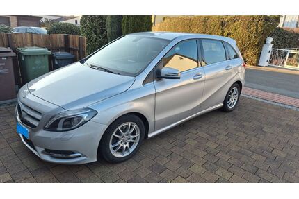 Mercedes-Benz B 180 Gebrauchtwagen
