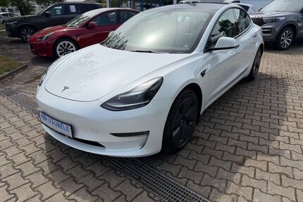 Tesla Model 3 Gebrauchtwagen