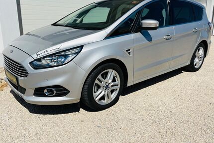 Ford S-Max Gebrauchtwagen