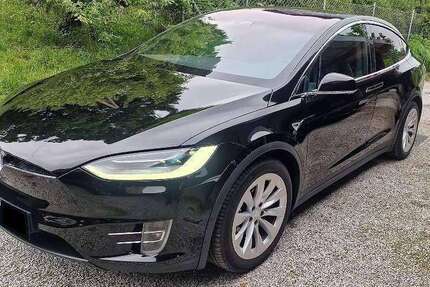 Tesla Model X Gebrauchtwagen