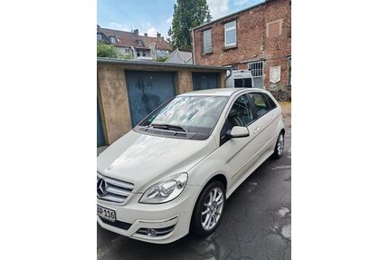 Mercedes-Benz B 150 Gebrauchtwagen