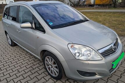Opel Zafira Tourer Gebrauchtwagen