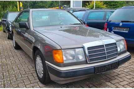 Mercedes-Benz 230 Gebrauchtwagen