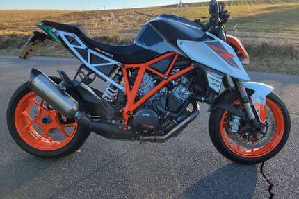 KTM 1290 Super Duke R Gebrauchtwagen