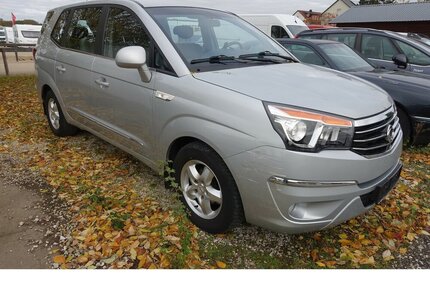 SsangYong Rodius 7-Sitzer Sitzheizung Ganzjahresreifen Alu Gebrauchtwagen