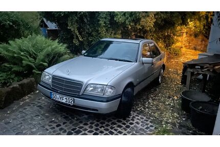 Mercedes-Benz C 180 Gebrauchtwagen