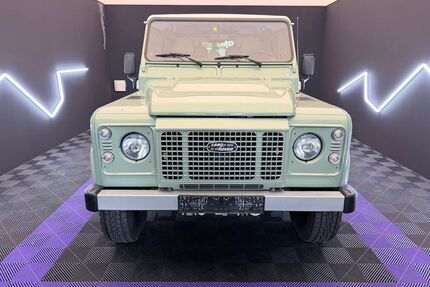 Land Rover Defender Gebrauchtwagen