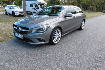 Mercedes-Benz CLA 200 Shooting Brake Gebrauchtwagen