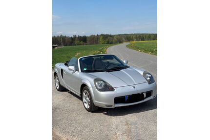 Toyota MR 2 Gebrauchtwagen