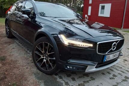 Volvo V90 Cross Country Gebrauchtwagen