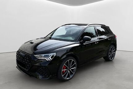 Audi RSQ3 Gebrauchtwagen