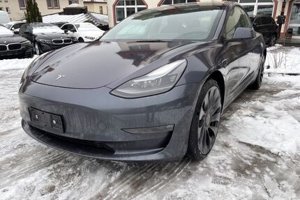 Tesla Model 3 Gebrauchtwagen
