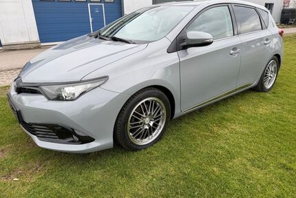 Toyota Auris Gebrauchtwagen