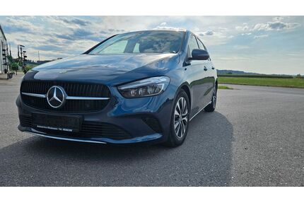 Mercedes-Benz B 180 Gebrauchtwagen