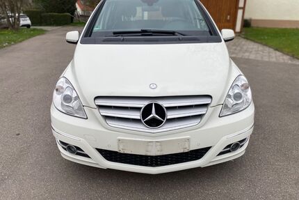 Mercedes-Benz B 180 Gebrauchtwagen