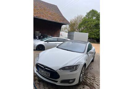 Tesla Model S Gebrauchtwagen