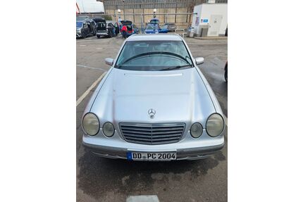 Mercedes-Benz E 220 Gebrauchtwagen