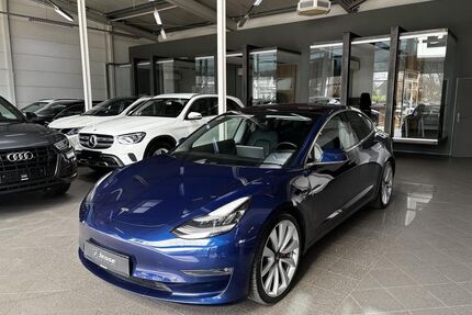 Tesla Model 3 Gebrauchtwagen