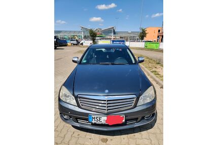 Mercedes-Benz 220 Gebrauchtwagen