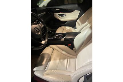 Mercedes-Benz 220 Gebrauchtwagen