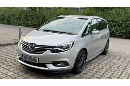 Opel Zafira Tourer Gebrauchtwagen