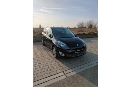 Renault Grand Scenic Gebrauchtwagen