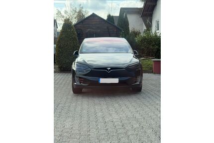 Tesla Model X Gebrauchtwagen