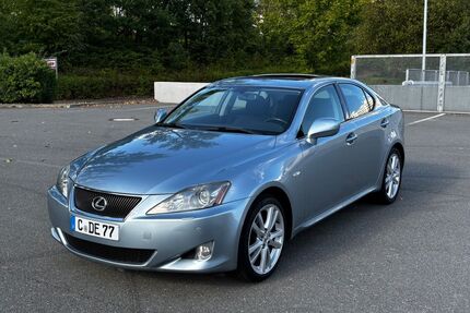 Lexus IS 220 Gebrauchtwagen