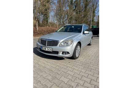 Mercedes-Benz 220 Gebrauchtwagen