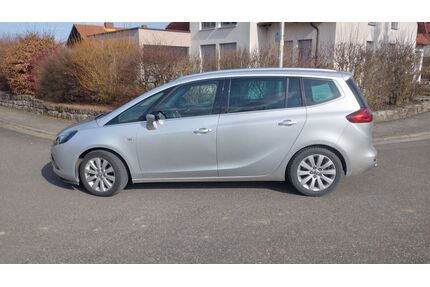 Opel Zafira Tourer Gebrauchtwagen
