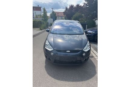 Ford S-Max Gebrauchtwagen