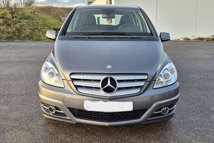 Mercedes-Benz B 180 Gebrauchtwagen