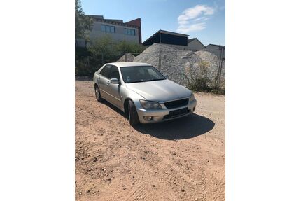 Lexus IS 200 Gebrauchtwagen