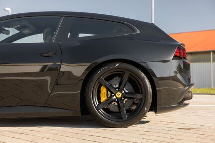 Ferrari GTC4Lusso Gebrauchtwagen