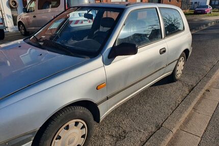 Nissan Sunny Gebrauchtwagen