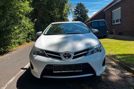 Toyota Auris Gebrauchtwagen